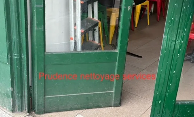Nettoyage vitres-avant